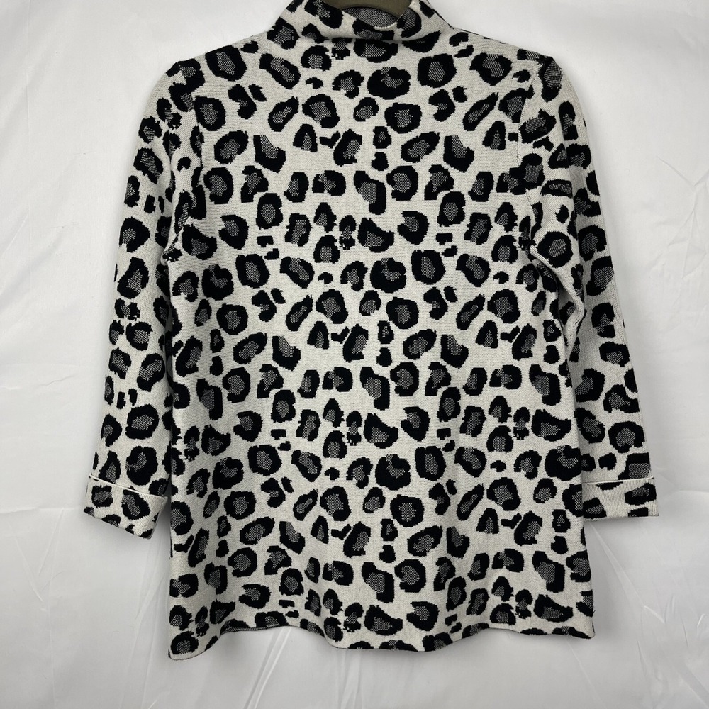 Tahari‎ Black & White Leopard Print Mock Neck Pullover Sweater Top Women's Small